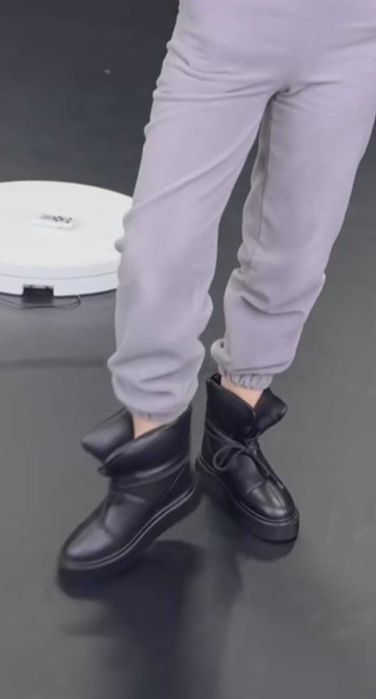 Продам зимові сапожки