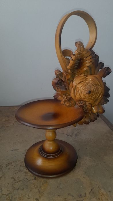 Peça de artesanato em madeira