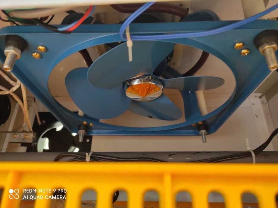 chocadeira Profissional 264 ovos