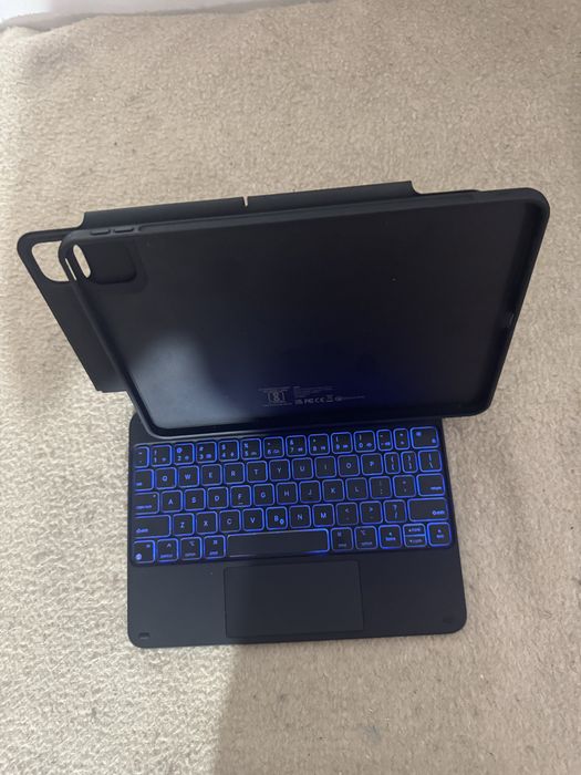 iPad Air 11’’ (M2) 512 GB com Apple Pencil e capa teclado - Seguro