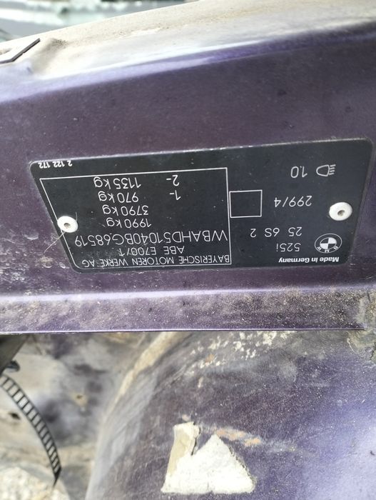 Кузов з документами BMW e34, 525i, technoviolett