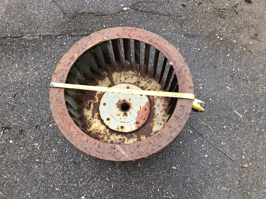 Продам колесо на витяжку вытяжку улитку улітку беличье колесо