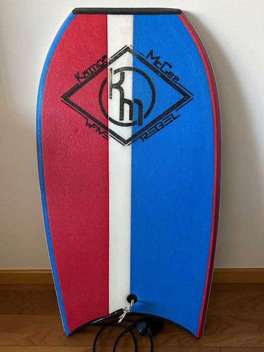 Prancha Bodyboard Vintage Wave Rebel Kainoa McGee (1992) – Excelente Estado