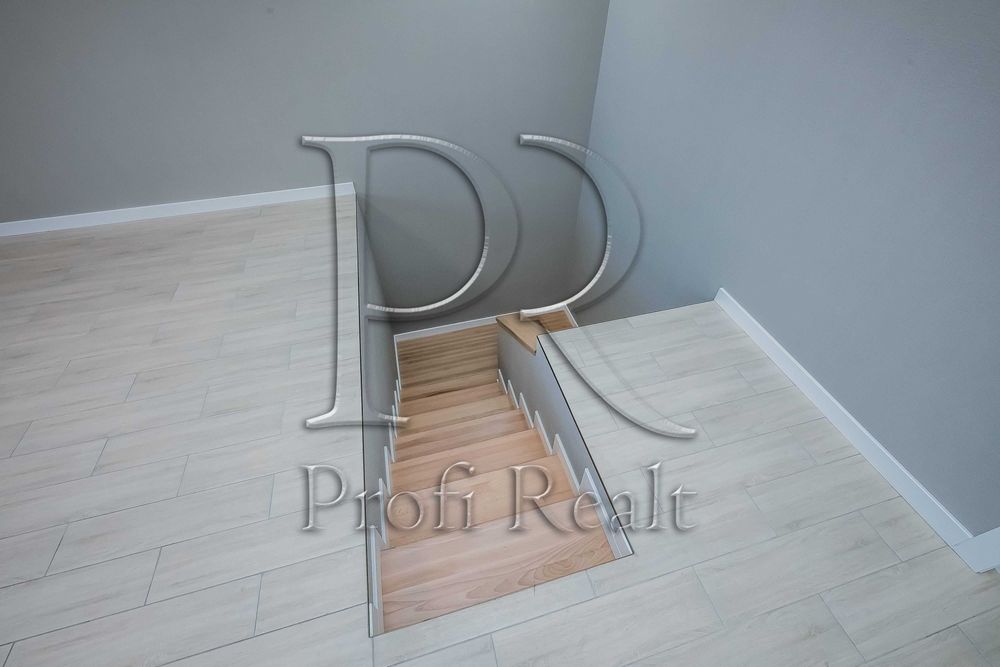 Продаж будинку/Пухівка/Зазимʼя/Погреби