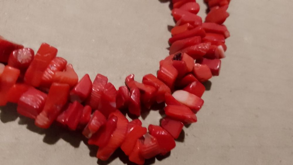 Бусы ожерелье коралл