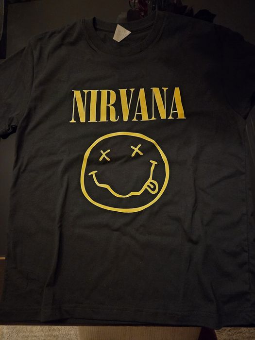 T shirt Nirvana NOVA