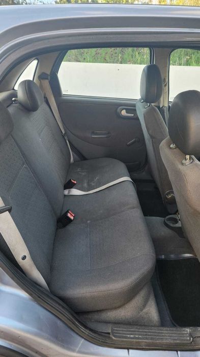 Opel Corsa Njoy 2003 — Inspeção Feita, 4 Pneus Novos e Pronto a Circular  Outras opções boas: