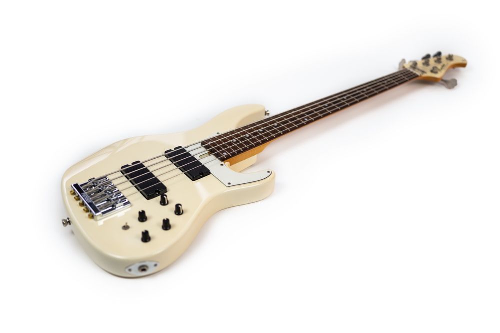 Bacchus TF-501 (Sadowsky, Mayones)