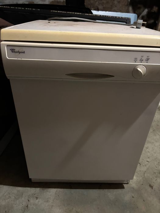 Máquina de Lavar Maquina de lavar Loiça Whirlpool – Usada em Excelente Estado