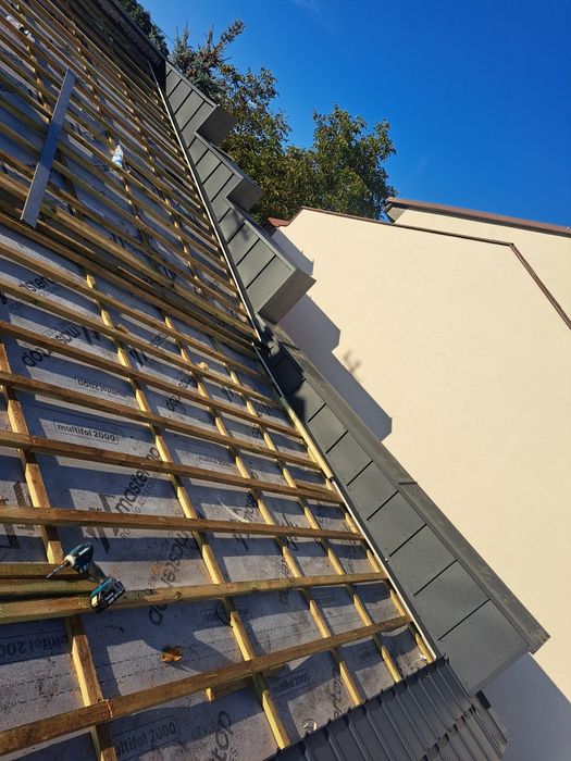 Dachy usługi dekarskie ,dekarz naprawy,przeróbki, wymiana pokryć