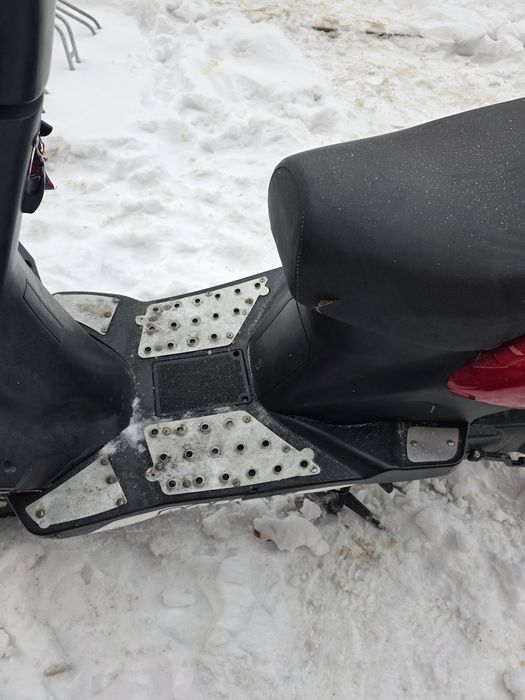 Skuter 4t 50/80cc Romet 747 50cc 2010r. Do negocjacji