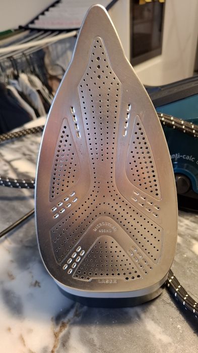 Rowenta Ferro de Caldeira Compact Steam Pro