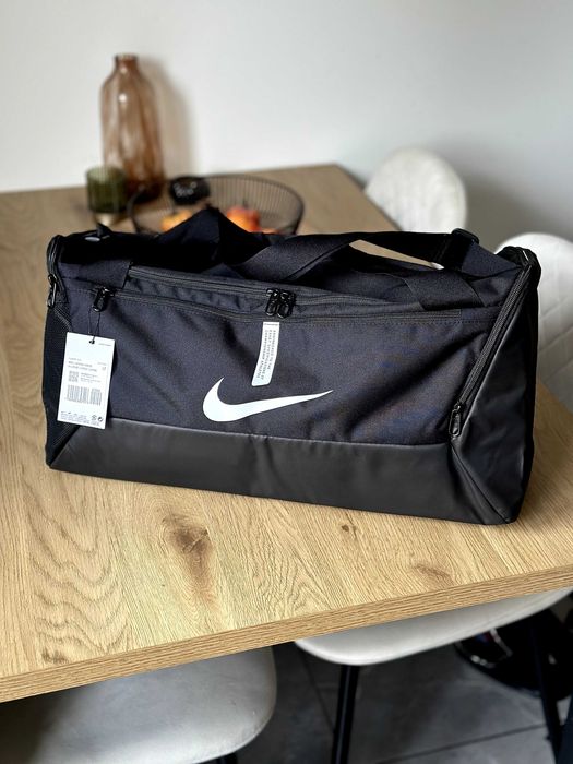 Torba Nike Treningowa Sportowa Piłkarska Fitness 41L Czarna NOWA