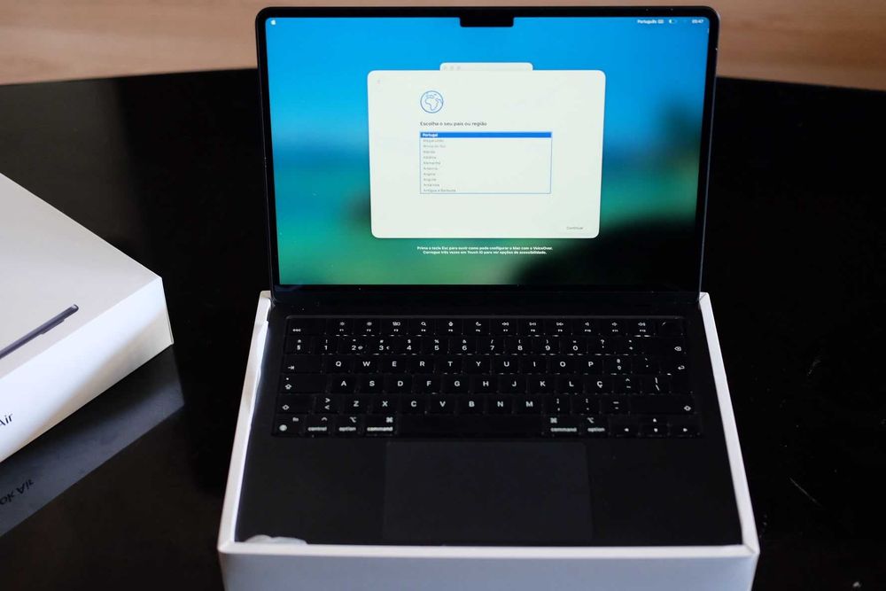 Macbook Air 2022, M2 16GB Ram, 512GB SSD