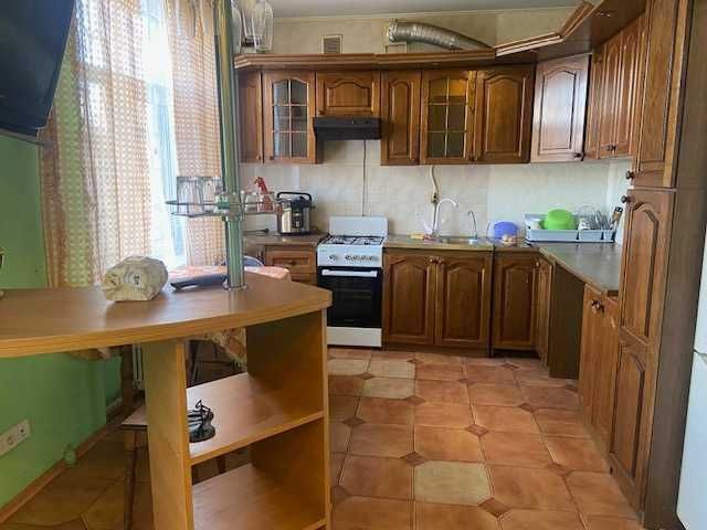 4-к простора квартира в Центрі міста, 100 кв/м