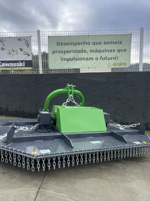 Capinadeira 2,50m profissional florestal