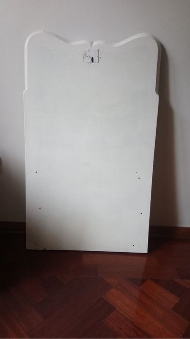 Antique mirror with unique shape64551786155009121