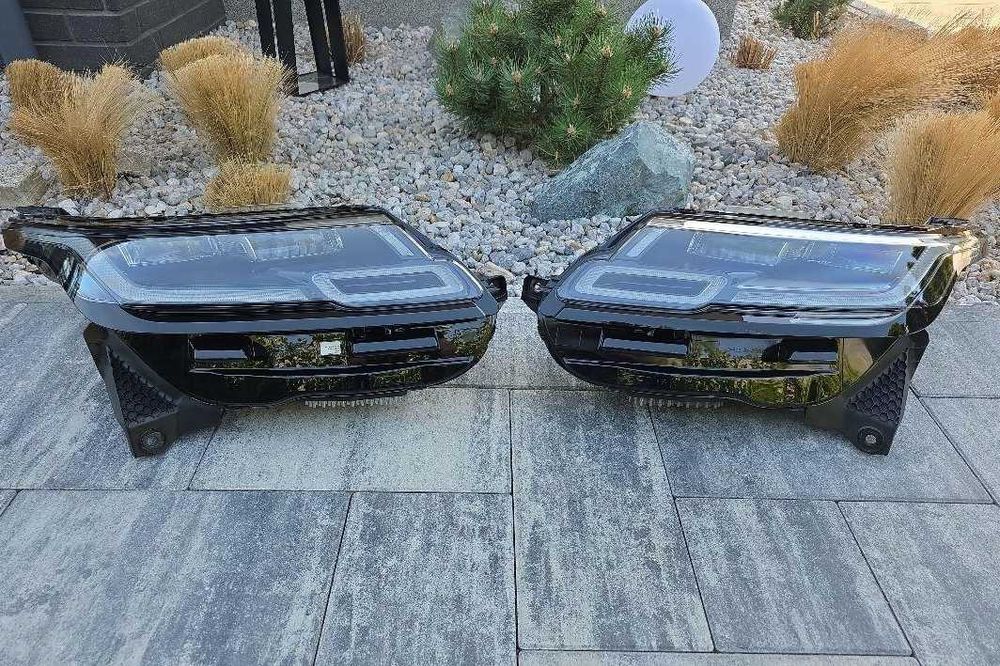 Range Rover Velar L560 Фари перед ліва права  Full Led High