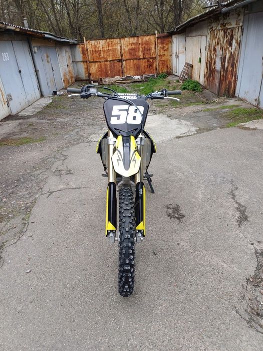 Suzuki RMZ250 мотоцикл