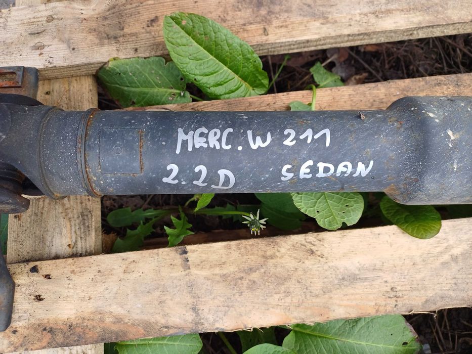 Mercedes E klasa W211 Sedan Wał Napędowy 2.2D