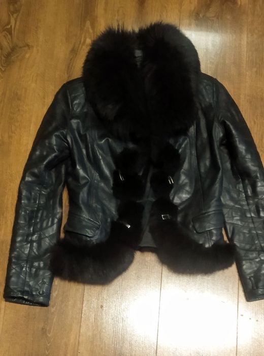 Кожаная куртка Прада оригинал под реставрацію