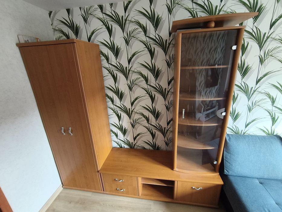Oddam meblościankę w dobrym stanie. Kompletna