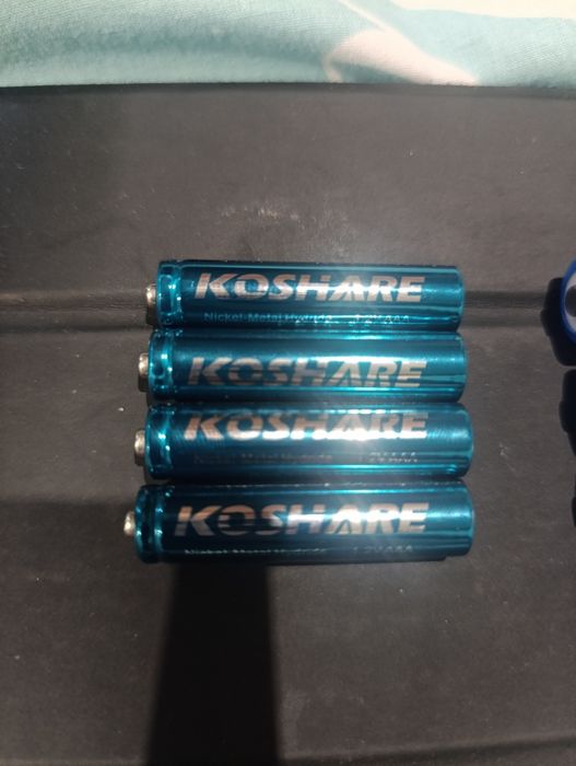 Акумуляторні батарейки ААА і АА і 18650