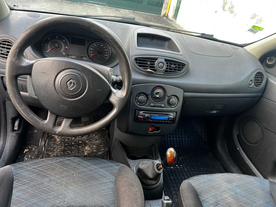 2008 Renault clio comercial