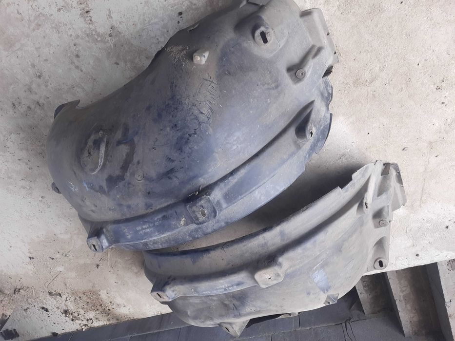 Передній правий та лівий підкрилок Мерседес МЛ w163 1638840822