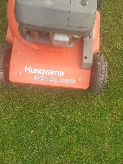 Kosiarka spalinowa husqvarna z napędem kawasaki fc150v