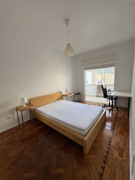 Alugar Quarto Almada