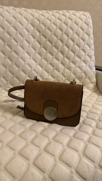 Сумка коричневого кольору