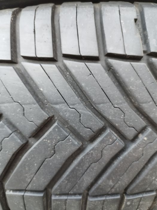 215/60/17C 109/107T Michelin Agilis CrossClimate
