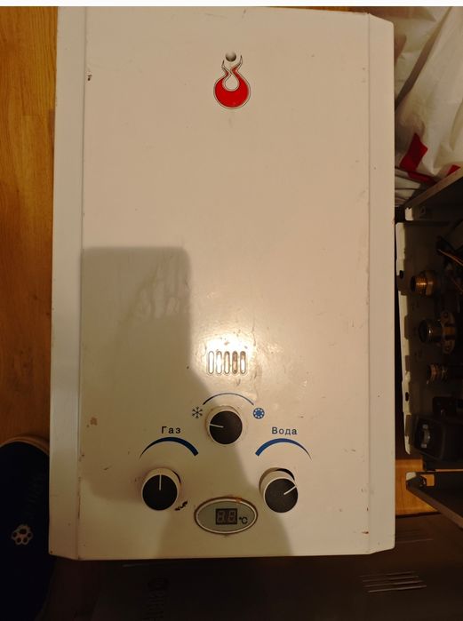 Продам газовую колонку б.у