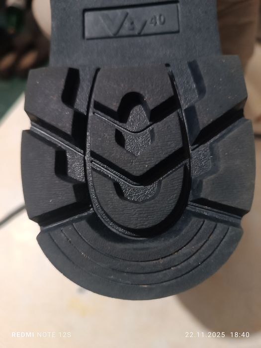 Чобітки жіночі зимові