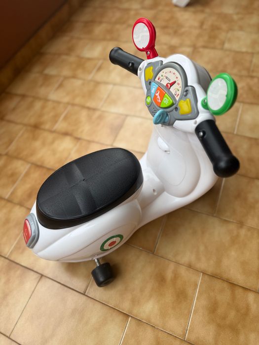 Vespa para bebé Chicco