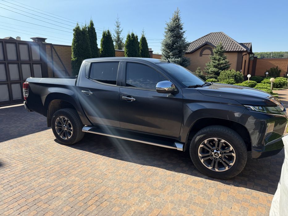 Продам Mitsubishi L200