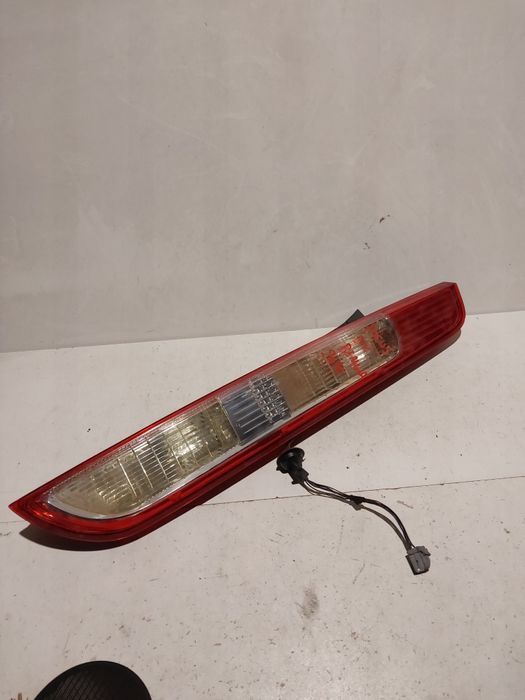 Prawa tylna lampa prawy tył ford focus mk2 lift HB hatchback LED