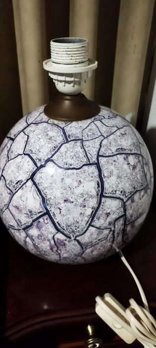 Candeeiro de mesa em porcelana