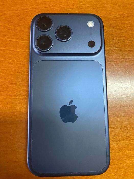 iPhone 17 pro 256Gb