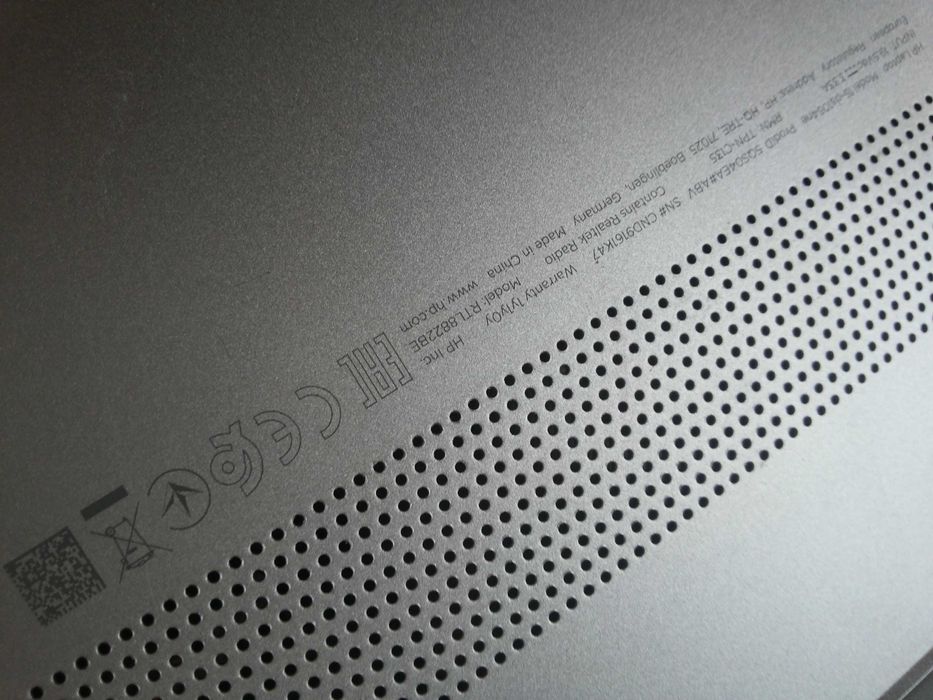 HР15, IPS FHD, i7-8565u, Ram8gb, SSD256gb; HDD500gb