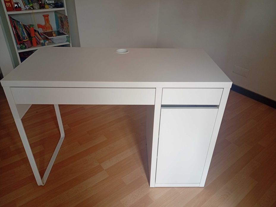 Secretária Branca Ikea