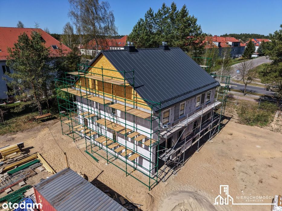 Nowoczesny dom - bliźniak w centrum Bornego Sulinowa – blisko jeziora!