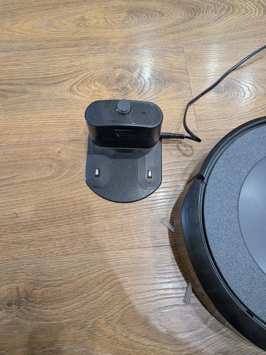 Aspirador Robô iRobot Roomba i3158