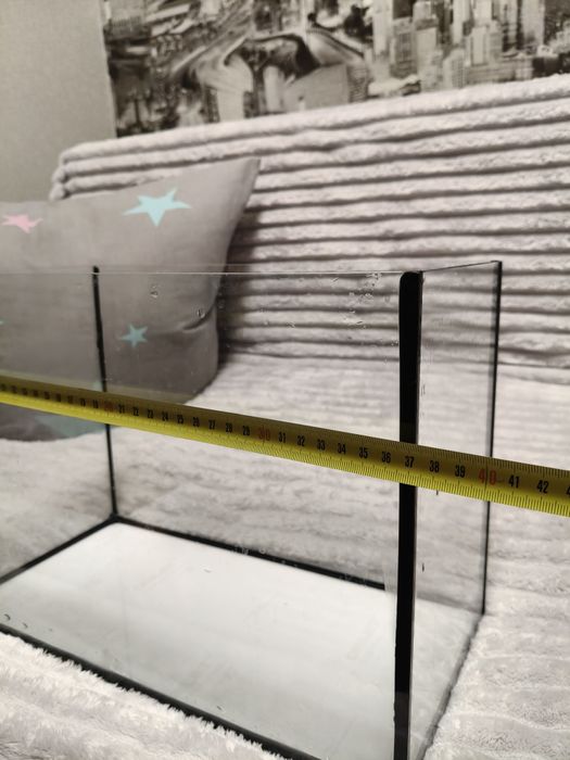 Акваріум  для водяних та різних  живностів