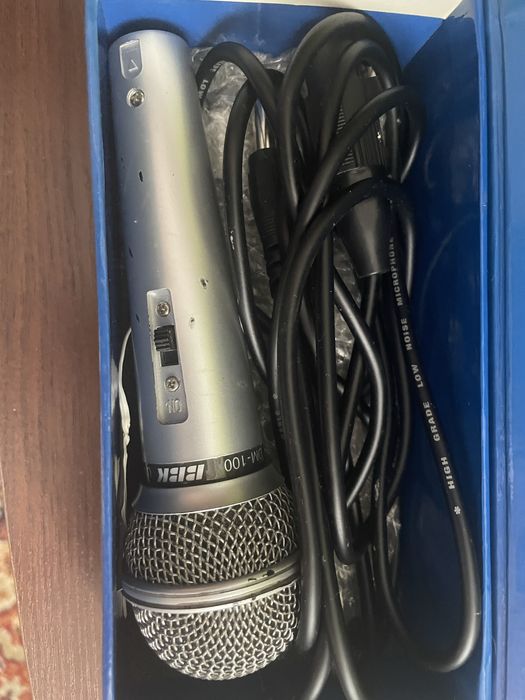 Мікрофон для караоке
