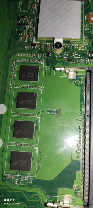 Материнська плата ASUS X550C i5-3230M / GeForce GT 740M / 2GB Б\У