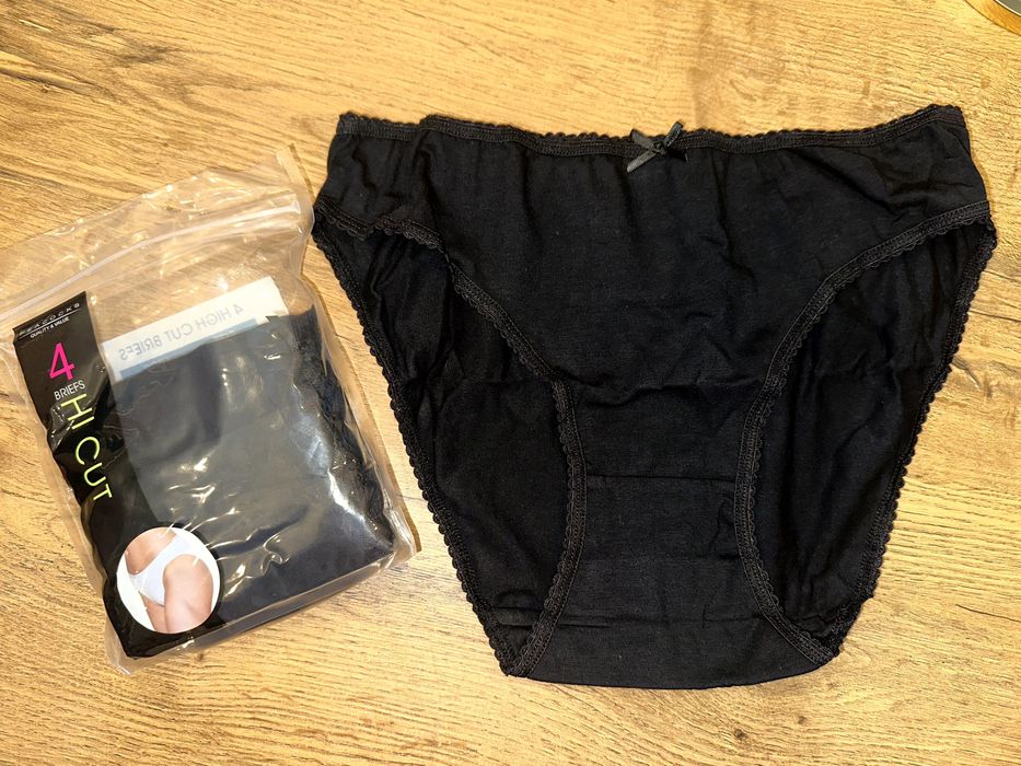 Peacocks 4 x czarne majtki nowe M-L