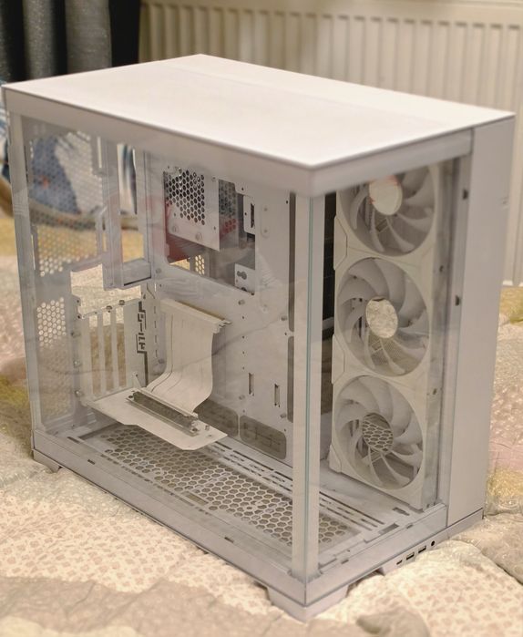 Obudowa Lian Li O11D EVO RGB White + Riser 4.0 + wentylatory