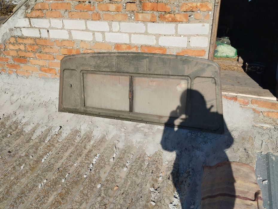 ПРОДАМ перегородку УАЗ ТАблетка